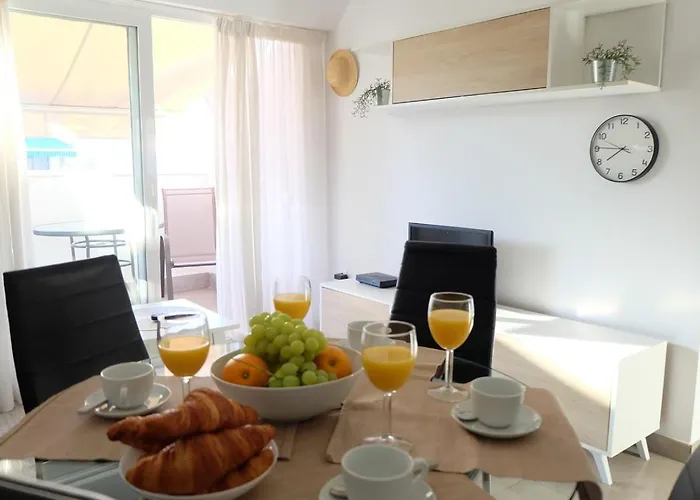 Oliver Atico Cano Daire *